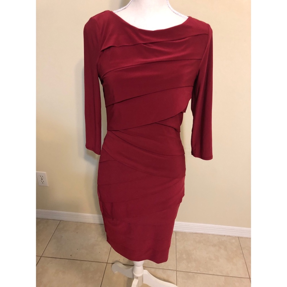 White House black market instantly slimming dress